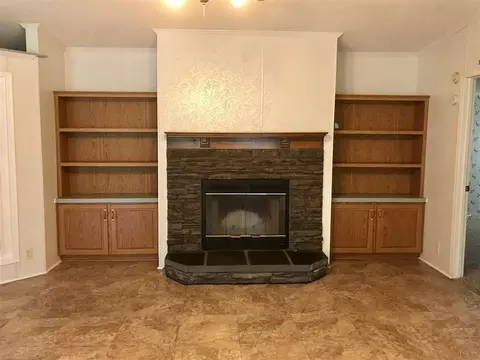 8903 Tara Cir, Milton, FL 32583 photo 6