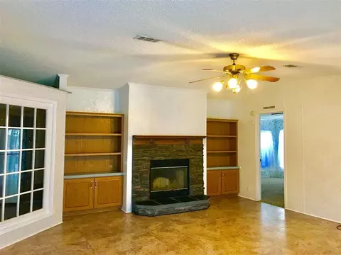 8903 Tara Cir, Milton, FL 32583 photo 5