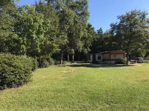 4831 Breezy Ln, Pace, FL 32571 photo 1