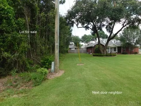 5613 Derby Dr, Pace, FL 32571 photo 1