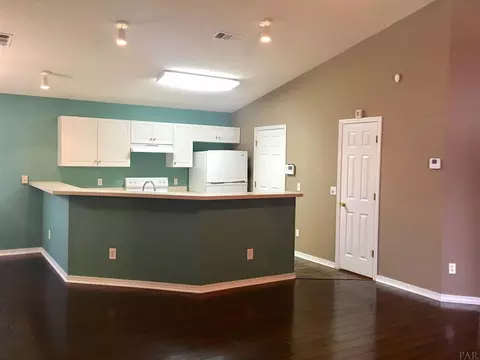 5736 Charlene Dr, Milton, FL 32583 photo 9