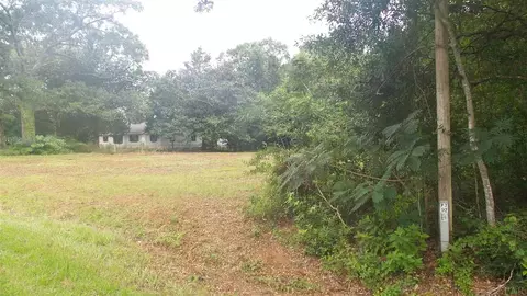360 Cox Rd, Mcdavid, FL 32568 photo 6