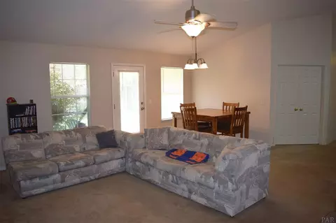 4698 Magnolia Hill Ct, Pace, FL 32571 photo 4