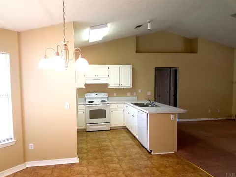 5985 Herlong Dr, Milton, FL 32570 photo 4