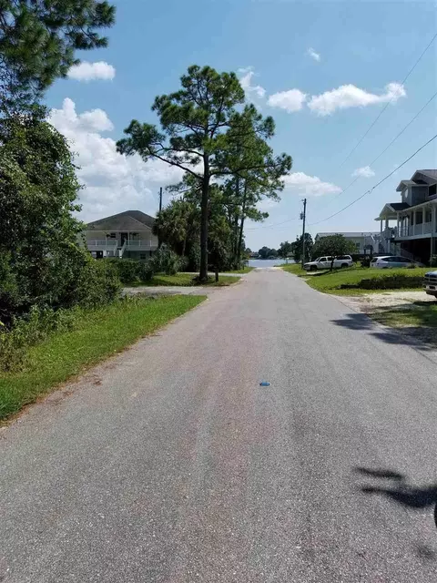 4123 Snapper Ave, Milton, FL 32583 photo 10