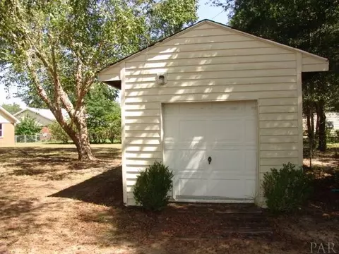 6058 Gillette Dr, Milton, FL 32570 photo 35