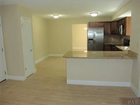 6058 Gillette Dr, Milton, FL 32570 photo 4