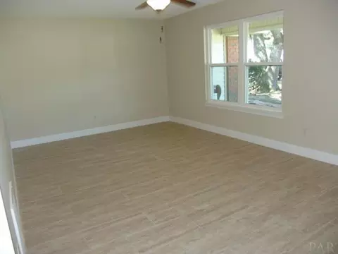 6058 Gillette Dr, Milton, FL 32570 photo 12