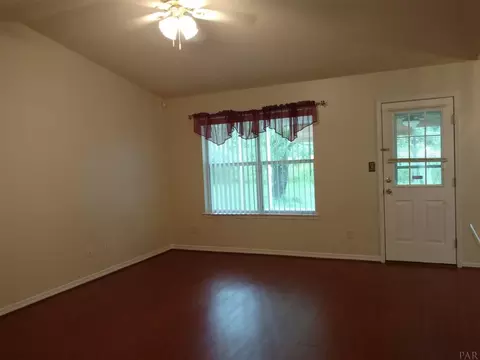 4563 Struth Ln, Pace, FL 32571 photo 8