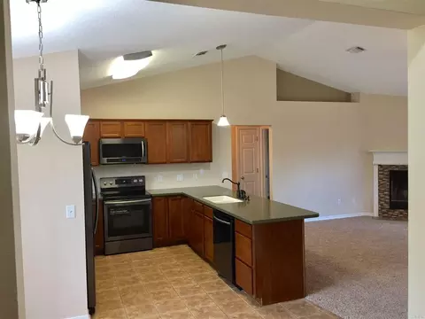 7374 Copter Ln, Milton, FL 32570 photo 4