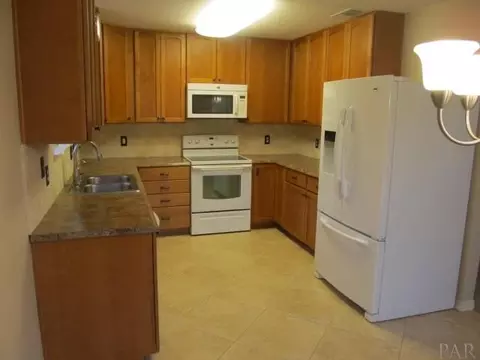 1918 Waxwing Dr, Cantonment, FL 32533 photo 4