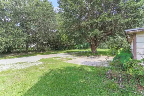 2690 Pine Forest Rd, Cantonment, FL 32533 photo 9