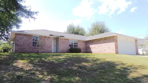209 Clearfield Dr, Cantonment, FL 32533 photo 1