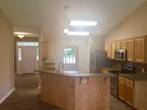 2040 Ziglar Rd, Cantonment, FL 32533 photo 2