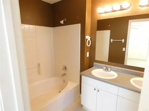 4248 Breezeway Cir, Milton, FL 32583 photo 9
