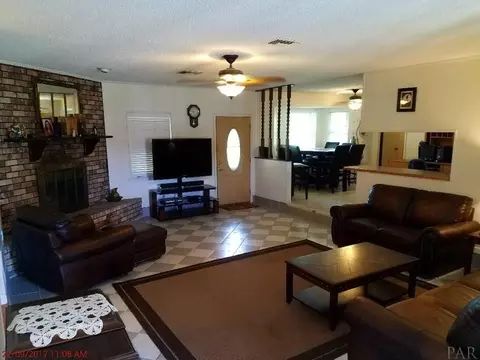 2078 Stallion Rd, Cantonment, FL 32533 photo 2