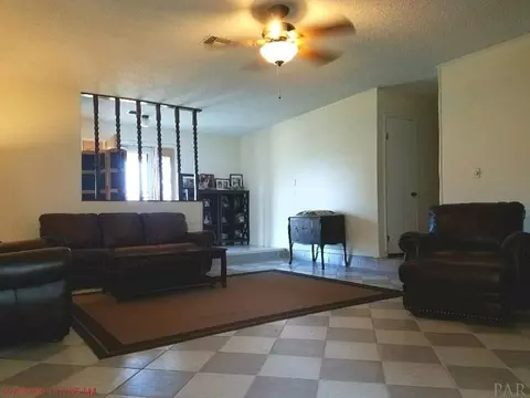 2078 Stallion Rd, Cantonment, FL 32533 photo 4