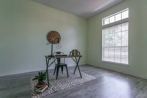 5815 Michael Dr, Milton, FL 32583 photo 5