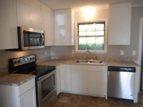 4686 Cyril Dr, Pace, FL 32571 photo 6