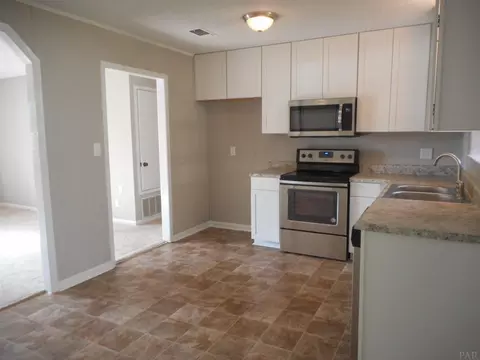 4686 Cyril Dr, Pace, FL 32571 photo 4