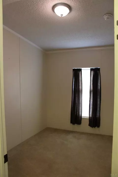 5345 Hutto Ln, Jay, FL 32565 photo 6