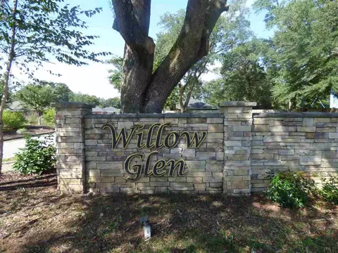 5800 Pescara Dr, Pace, FL 32571 photo 1