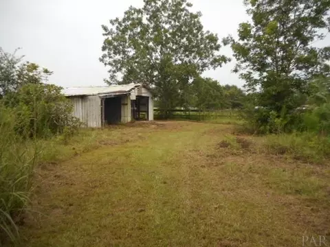 3048 Rainbow Ln, Milton, FL 32571 photo 6