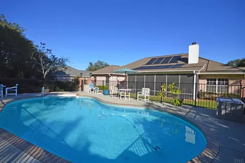 3091 Cobblestone Dr, Pace, FL 32571 photo 2