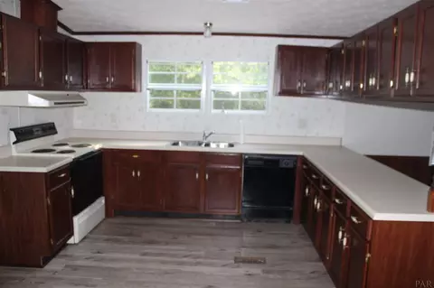 3525 Jubilee Dr, Pace, FL 32571 photo 6