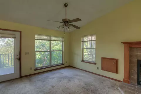 7256 Johnson Rd, Milton, FL 32583 photo 8