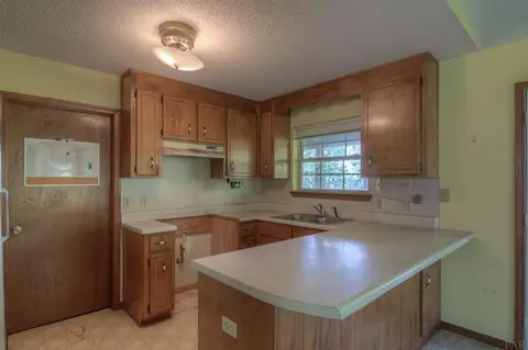 7256 Johnson Rd, Milton, FL 32583 photo 9
