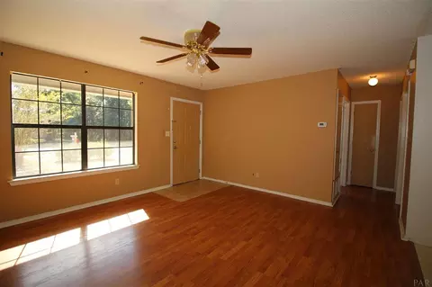 5614 Windham Rd, Milton, FL 32570 photo 6