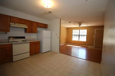 5614 Windham Rd, Milton, FL 32570 photo 11