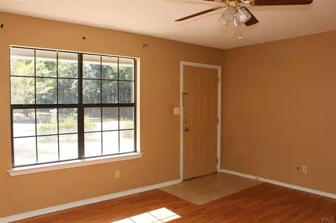 5614 Windham Rd, Milton, FL 32570 photo 4