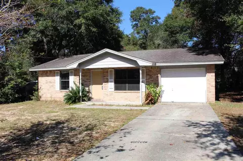 5614 Windham Rd, Milton, FL 32570 photo 2