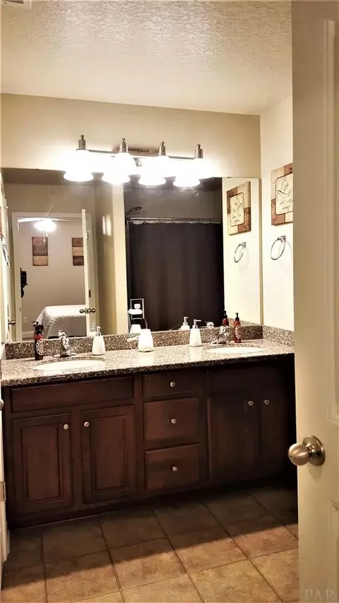 5378 Dalton Cir, Milton, FL 32570 photo 17
