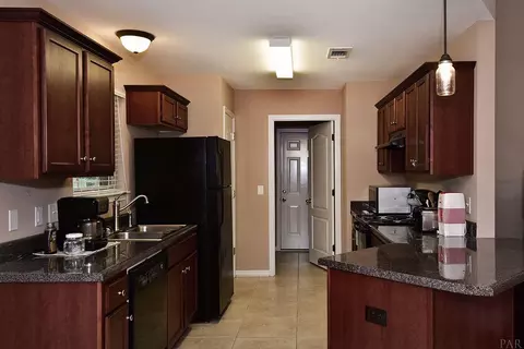 4925 Kolb Rd, Milton, FL 32570 photo 9