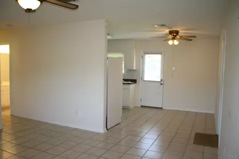 2120 Squire Dr, Cantonment, FL 32533 photo 7