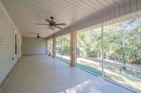 5200 Crystal Creek Dr, Pace, FL 32571 photo 3