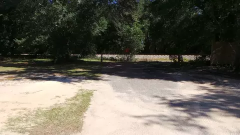 6288 Mohawk Trl, Milton, FL 32583 photo 2