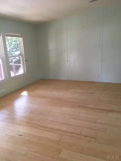 4221 Linda St, Pace, FL 32571 photo 7
