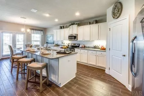6012 Scarlet Oak Ct, Pace, FL 32571 photo 10