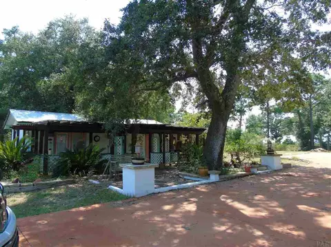 313 Katie St, Milton, FL 32583 photo 1