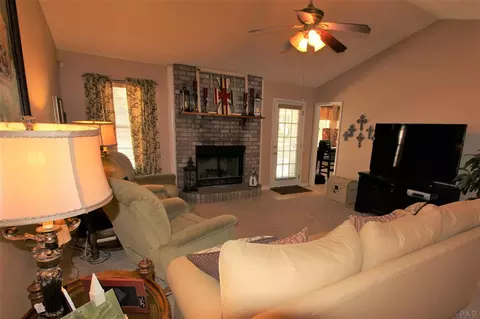 5487 Rowe Trl, Pace, FL 32571 photo 5