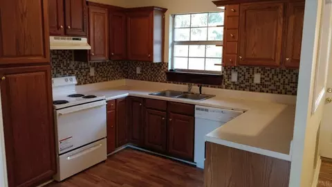 7582 Pine Meadows Loop, Pace, FL 32571 photo 3