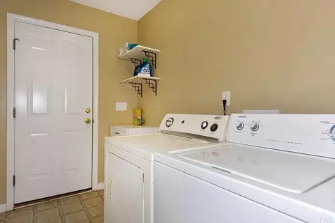 4879 Spencer Oaks Blvd, Pace, FL 32571 photo 22
