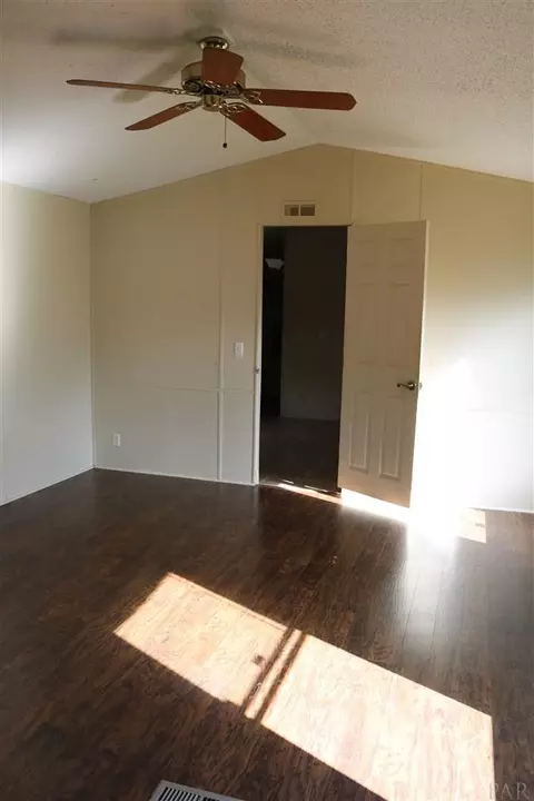 4040 Windsor Ln, Pace, FL 32571 photo 10