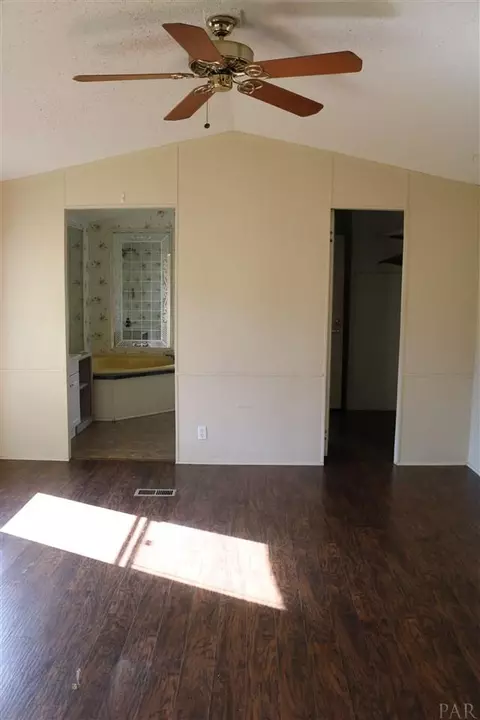 4040 Windsor Ln, Pace, FL 32571 photo 7