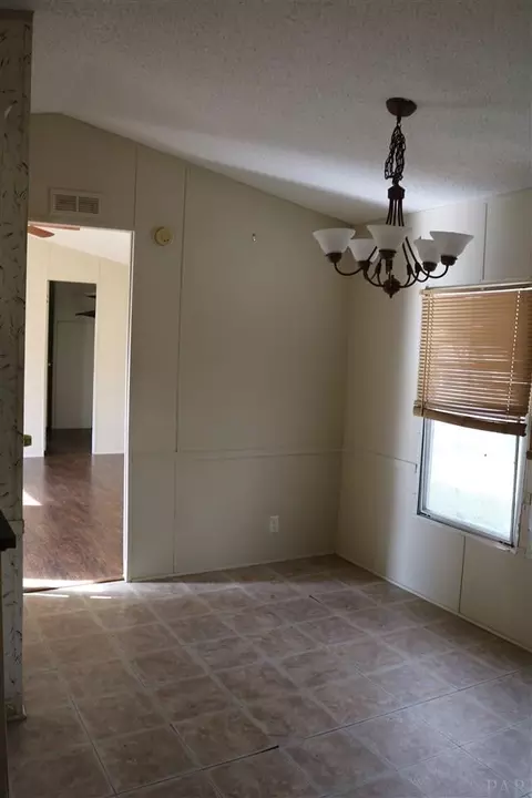 4040 Windsor Ln, Pace, FL 32571 photo 6
