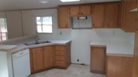 3204 Lakeview St, Crestview, FL 32539 photo 12